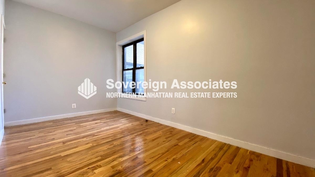 87 Post Avenue - Photo 1