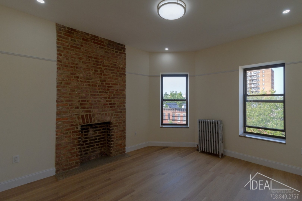 318 11th Street - Photo 9