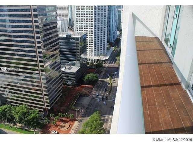 500 Brickell Ave - Photo 10