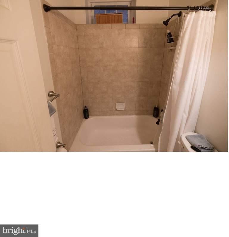 1619 1st Street Nw - Photo 3