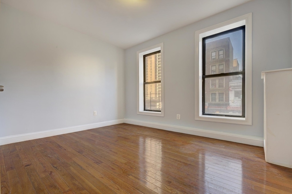 561 West 179th Street - Photo 4