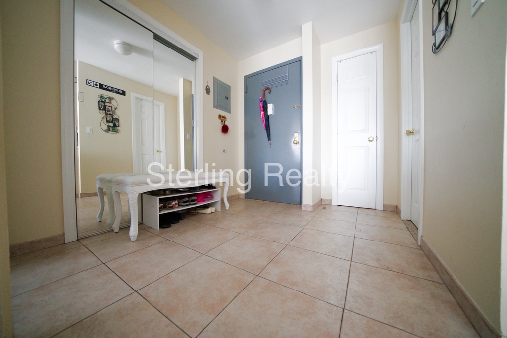 27-11 23rd Avenue - Photo 5