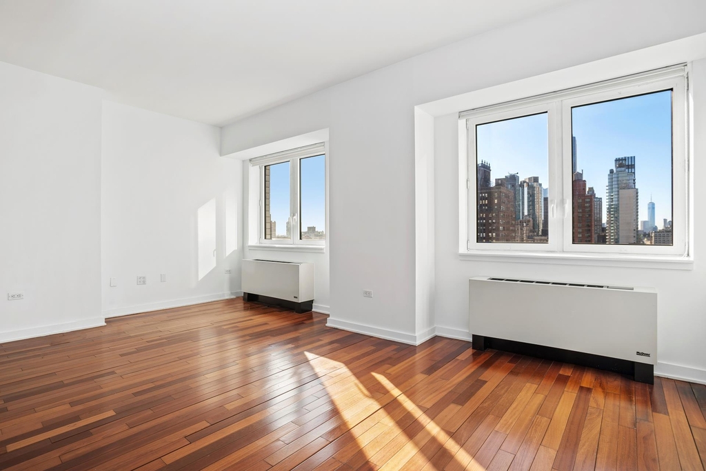 425 Fifth Ave - Photo 1