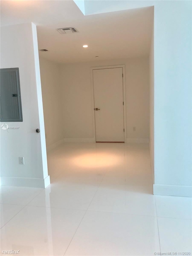 1080 Brickell Ave Unit 1802 - Photo 3