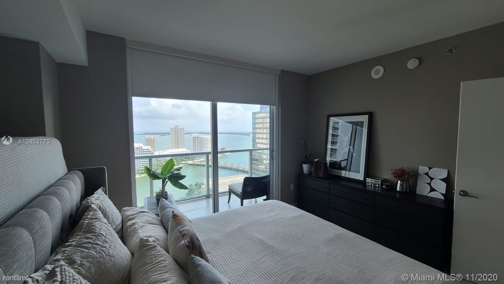 500 Brickell Ave Apt 2805 - Photo 15