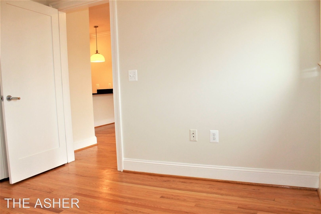 2110 19th Street, Nw - Photo 21