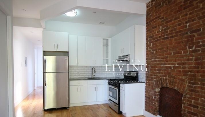 84 Macdonough Street - Photo 1