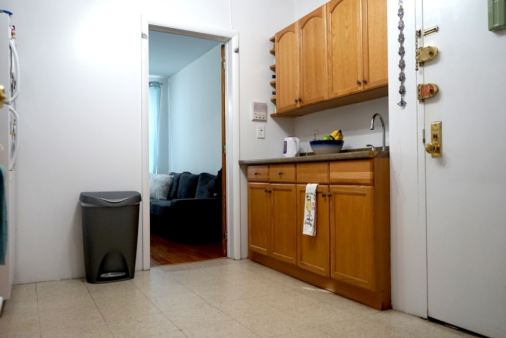 227 East 28th Street - Photo 2