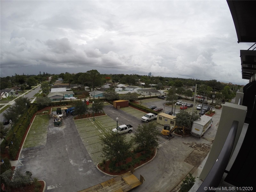 4100 Davie Rd - Photo 10