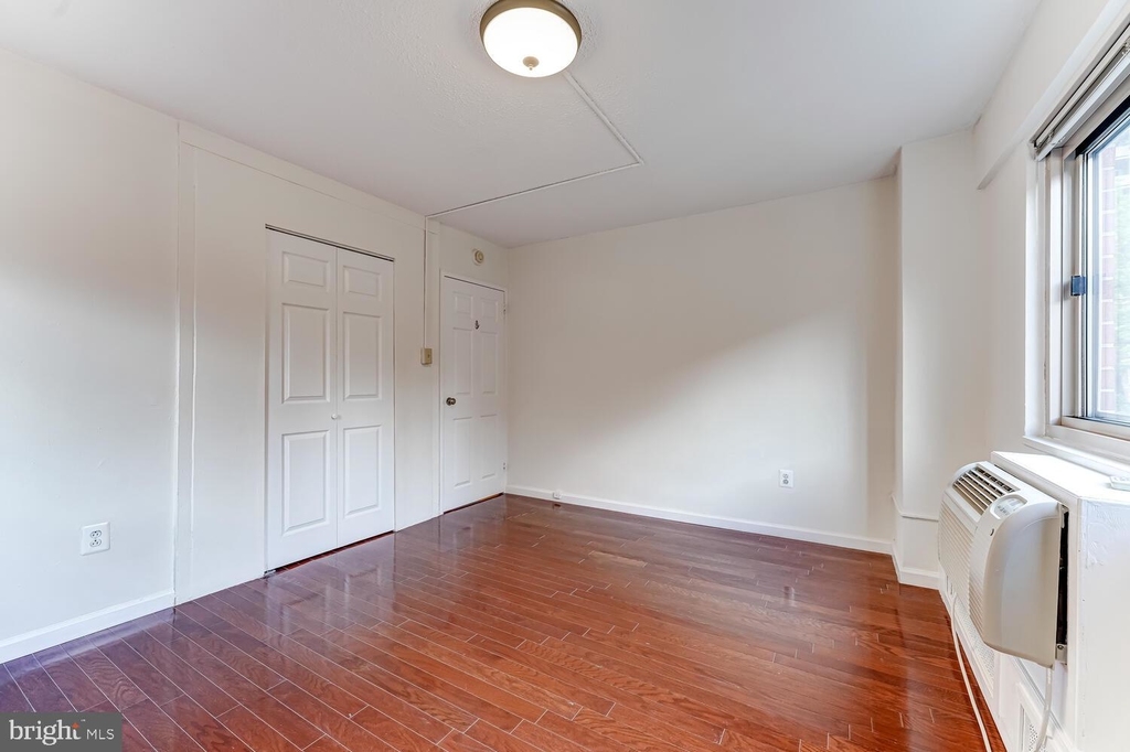 2101 Chestnut Street - Photo 14