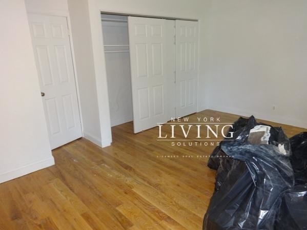 266 Macdougal Street - Photo 4