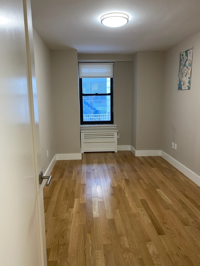 784 Columbus Avenue - Photo 10