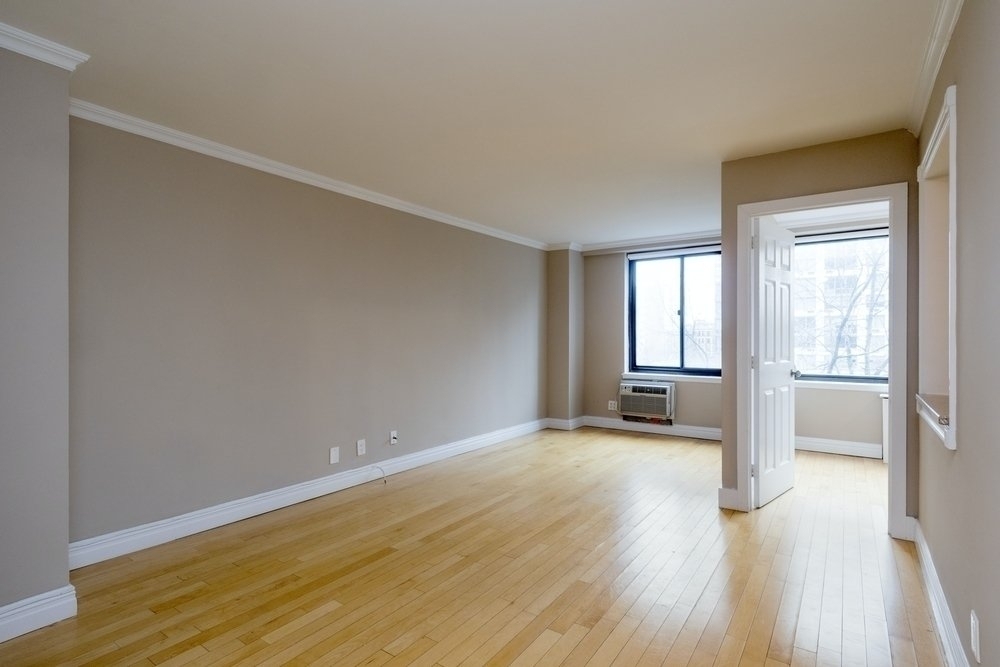 784 Columbus Avenue - Photo 2