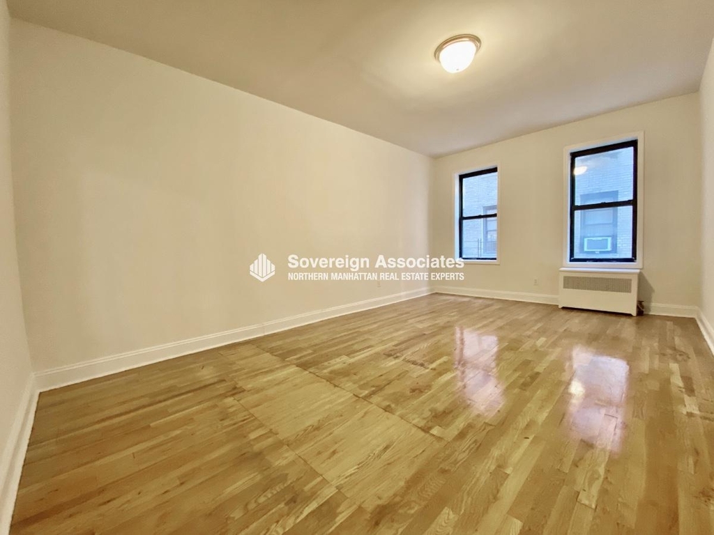 590 Fort Washington Avenue - Photo 1