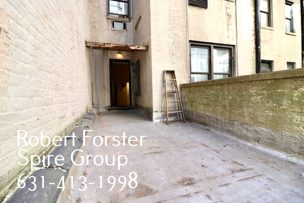 255 West 75th Street - Photo 4