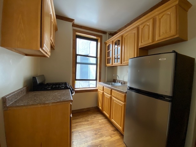 213 Union Avenue - Photo 1