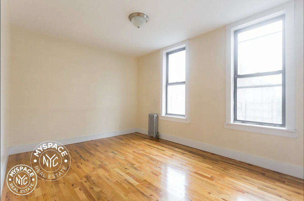 381 Berry Street - Photo 1