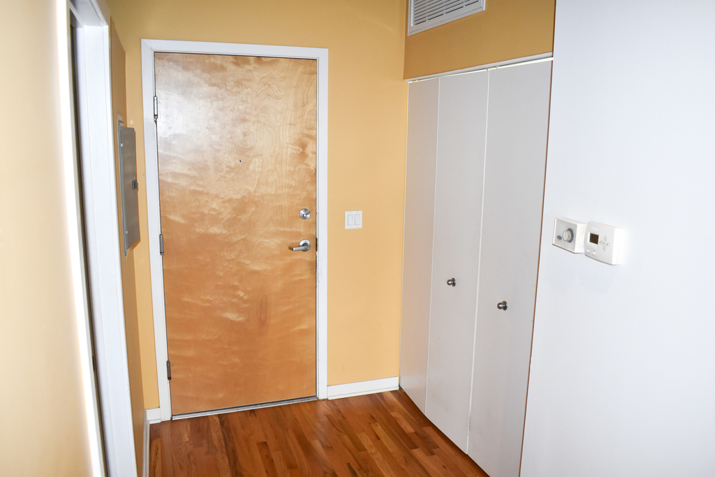 1001 West 15th Street - Photo 1