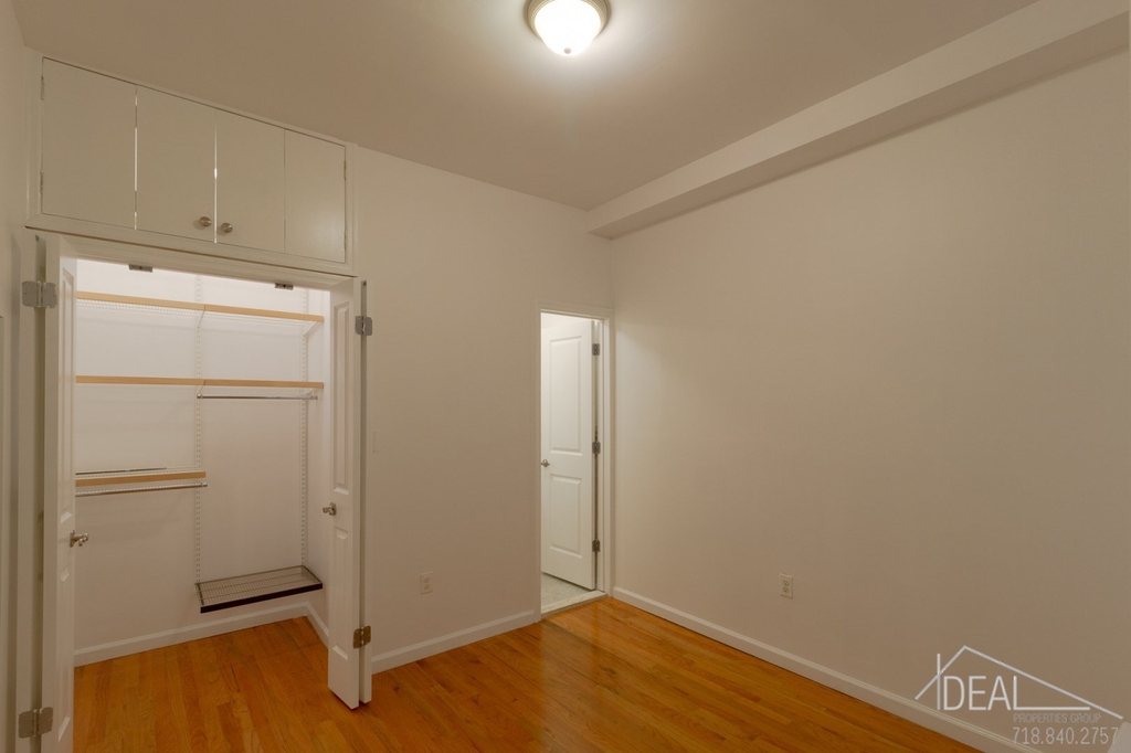 273 Albany Avenue - Photo 8