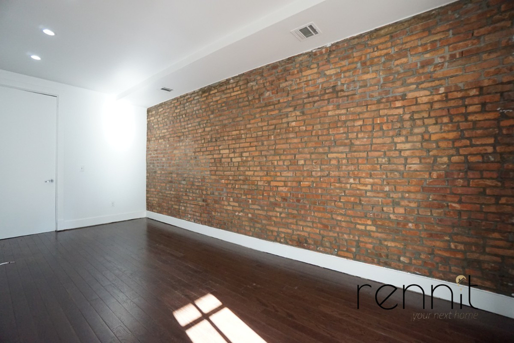 309 Tompkins Avenue - Photo 6