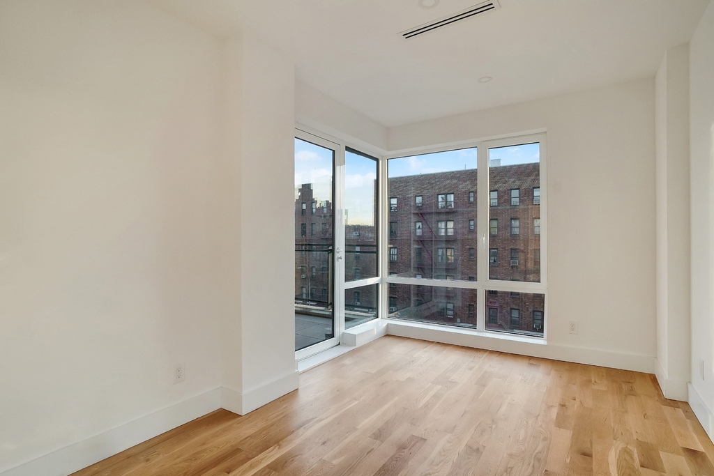 2155 Caton Avenue - Photo 5