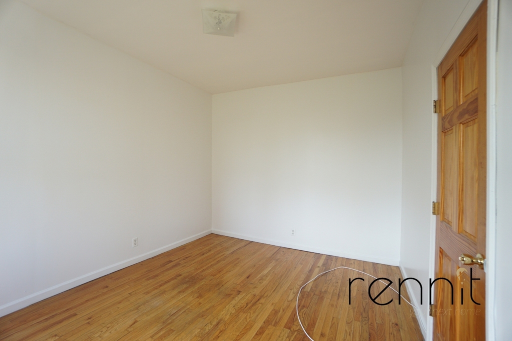 370 Bedford Avenue - Photo 7