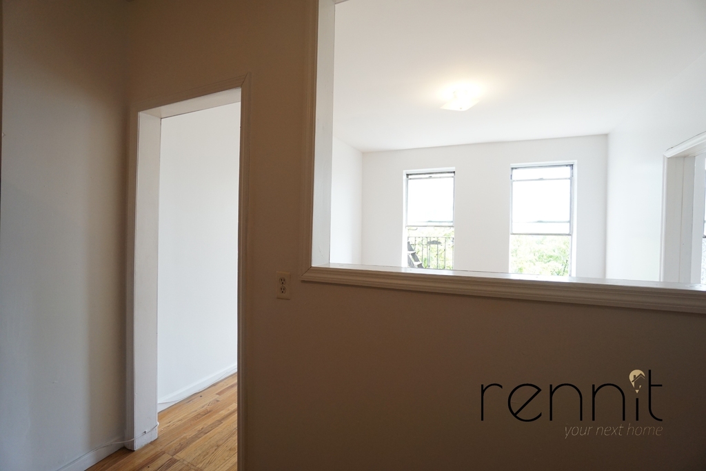 370 Bedford Avenue - Photo 10