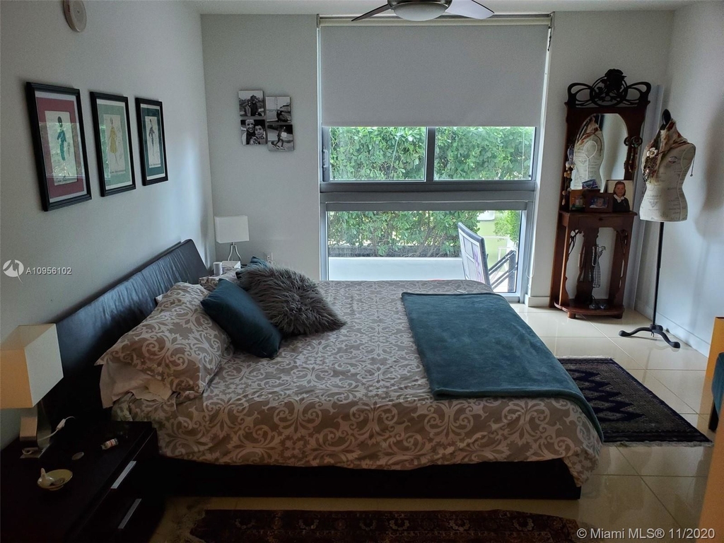 1111 Sw 1st Ave - Photo 7