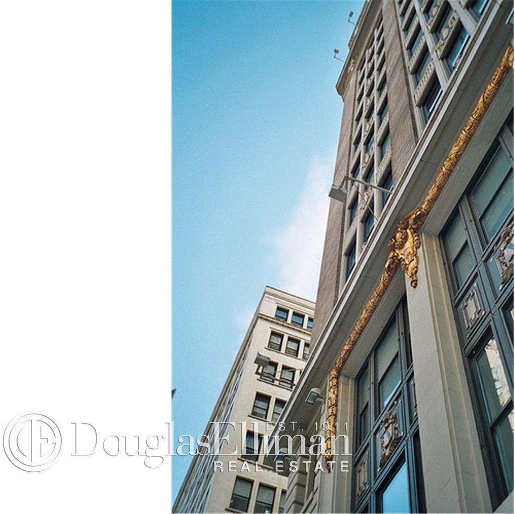 239 Park Avenue South - Photo 0