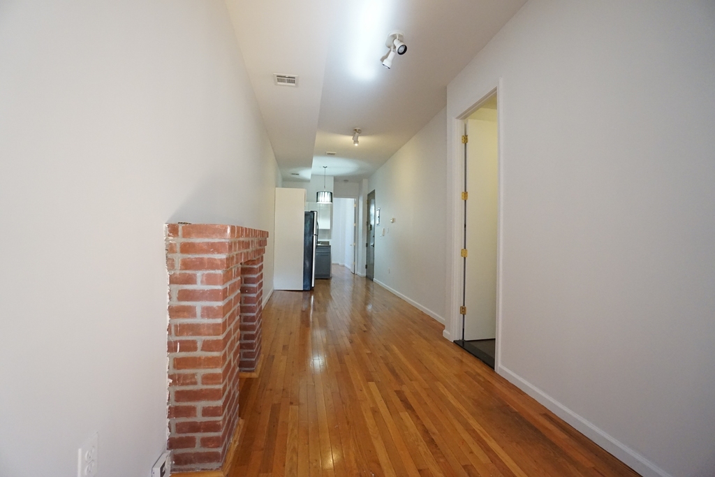 266 Himrod Street - Photo 5