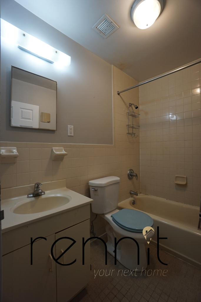 559 Seneca Avenue - Photo 10