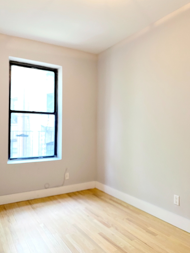 529 West 158th Street - Photo 4