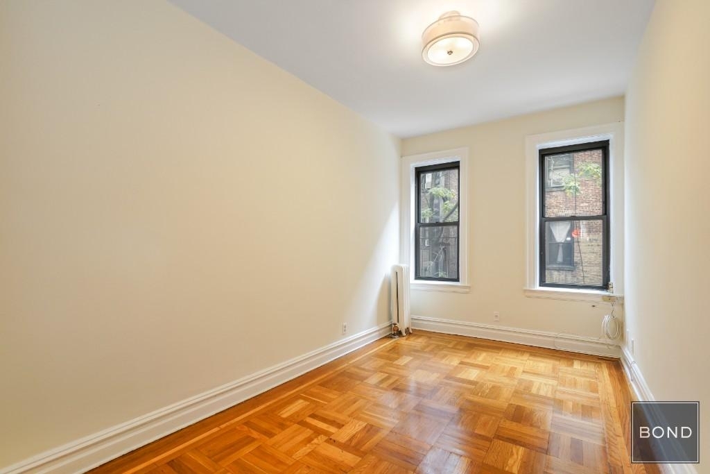 199 Bleecker Street - Photo 1