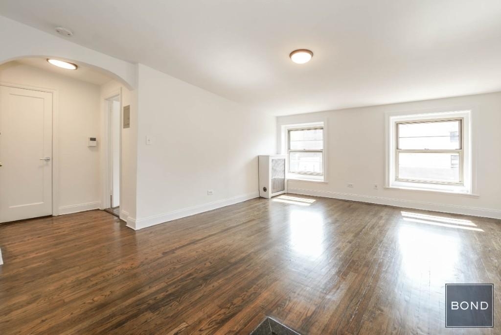 35 West 8th Street - Photo 1