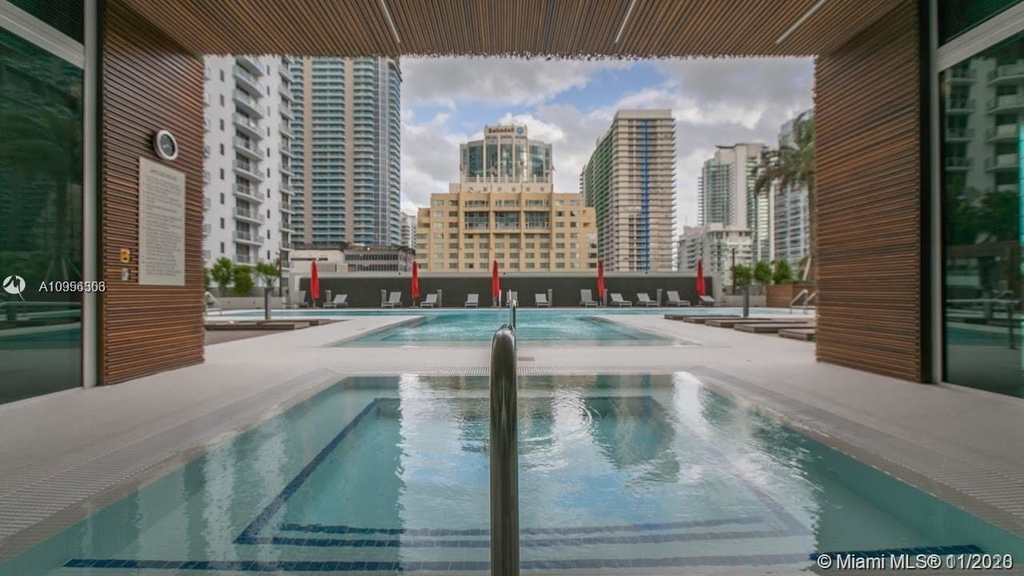 1080 Brickell Ave - Photo 17