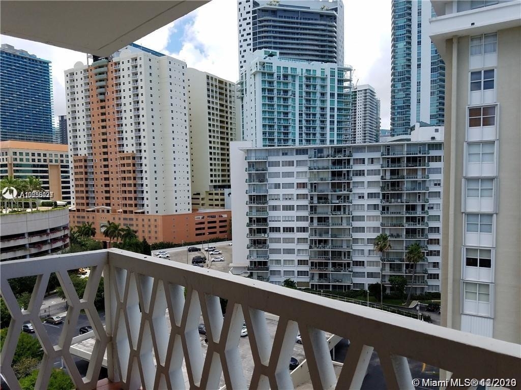 1430 Brickell Bay Dr - Photo 7