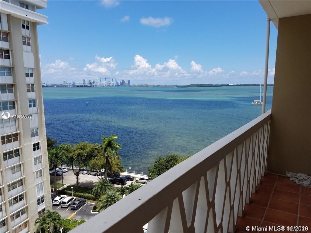 1430 Brickell Bay Dr - Photo 0