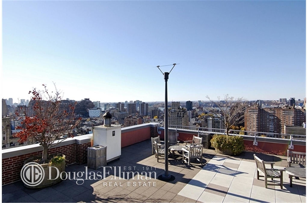 252 Seventh Avenue - Photo 9