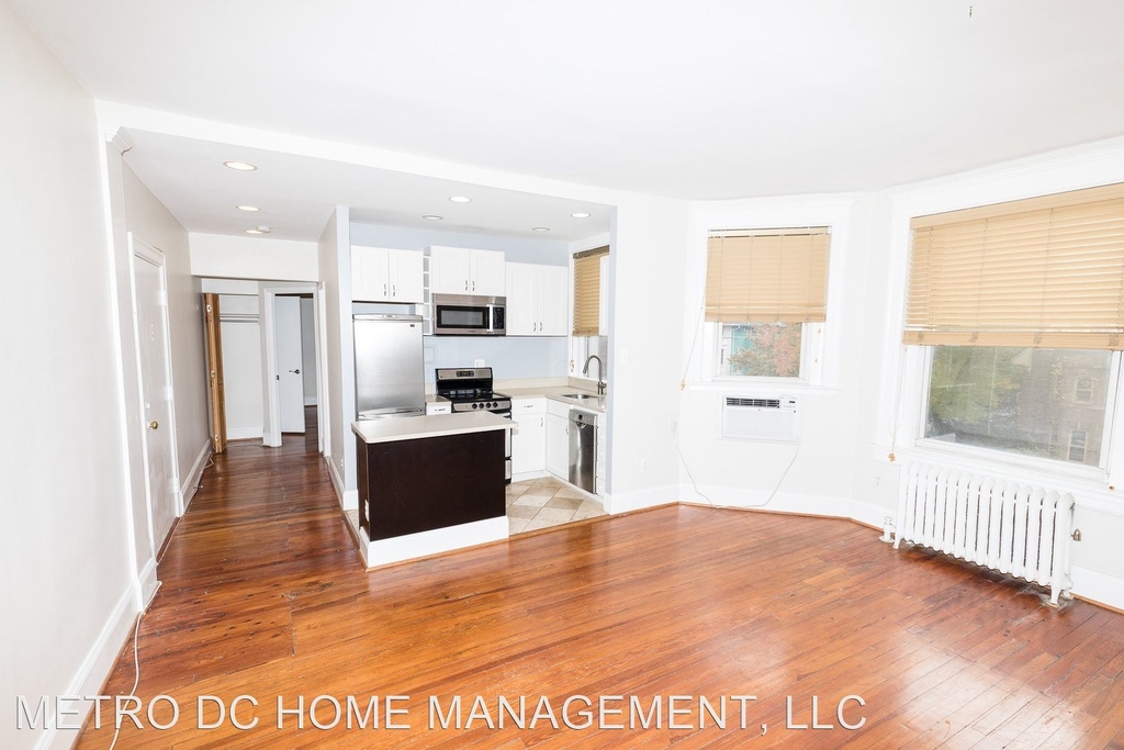 1855 Calvert Street Nw Unit 300 - Photo 1