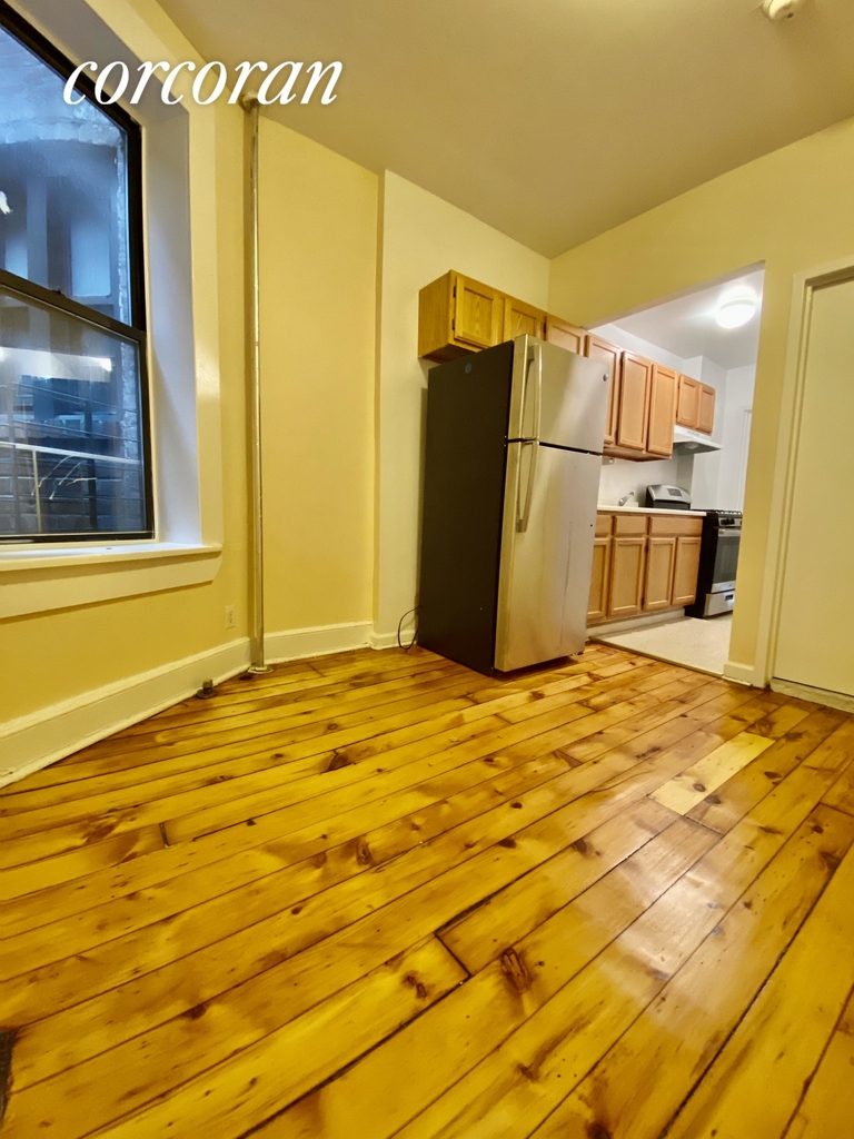 424 East 83rd Street - Photo 7