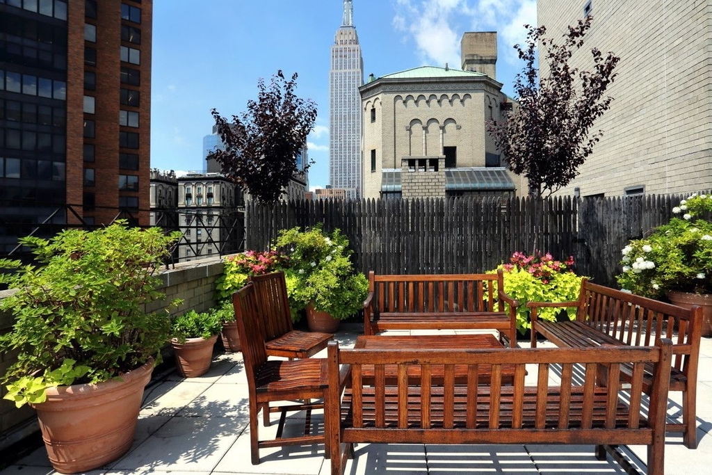 115 East 34th Street - Photo 11