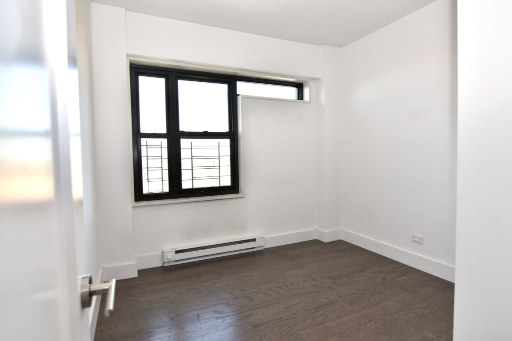 410 St Nicholas Ave - Photo 10