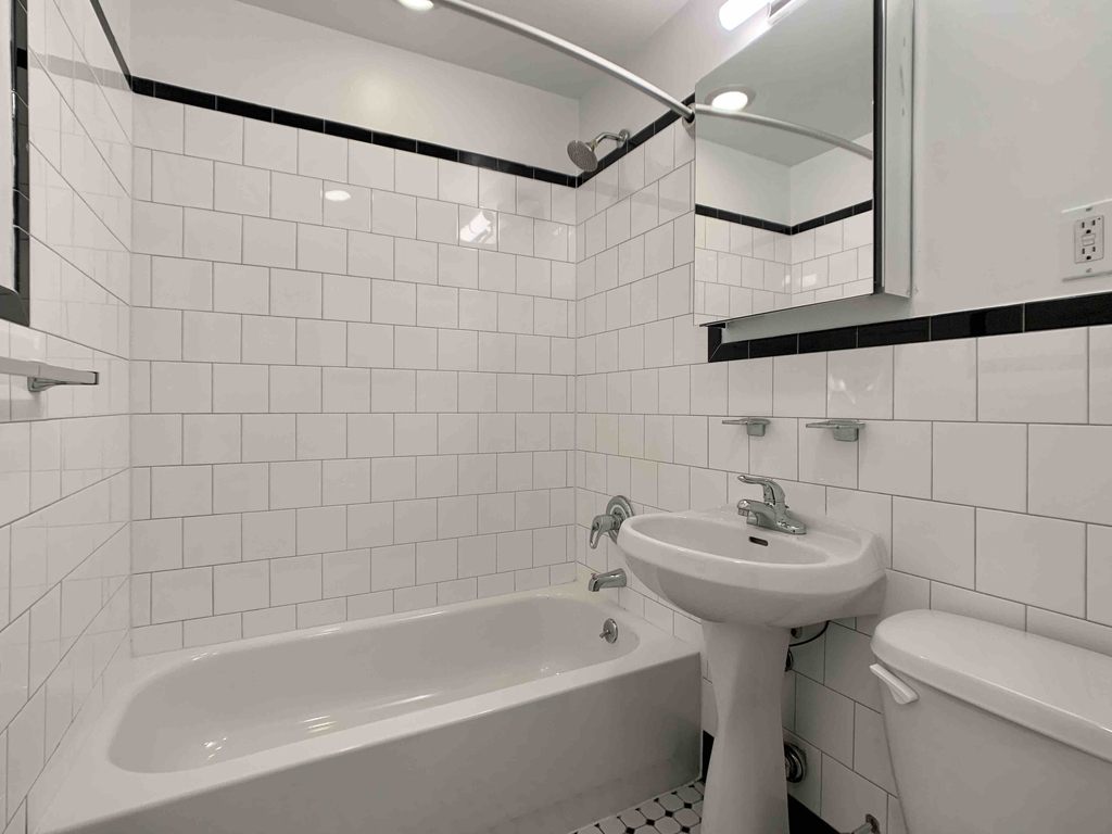 243 East 83rd Street - Photo 5