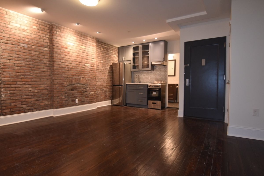 263 West 131st Street - Photo 3