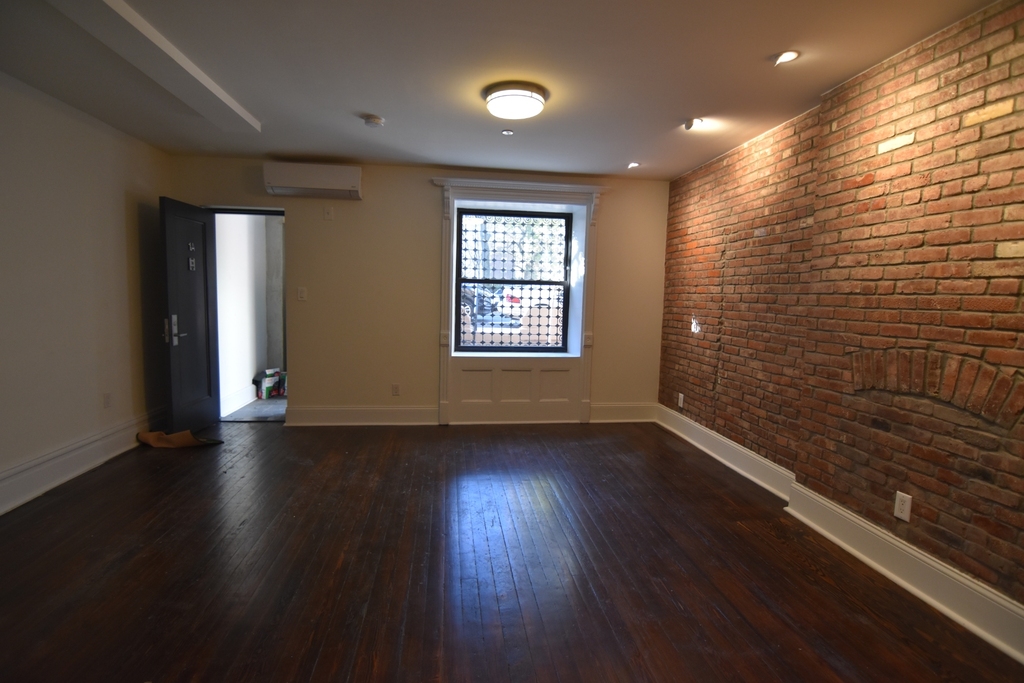 263 West 131st Street - Photo 2