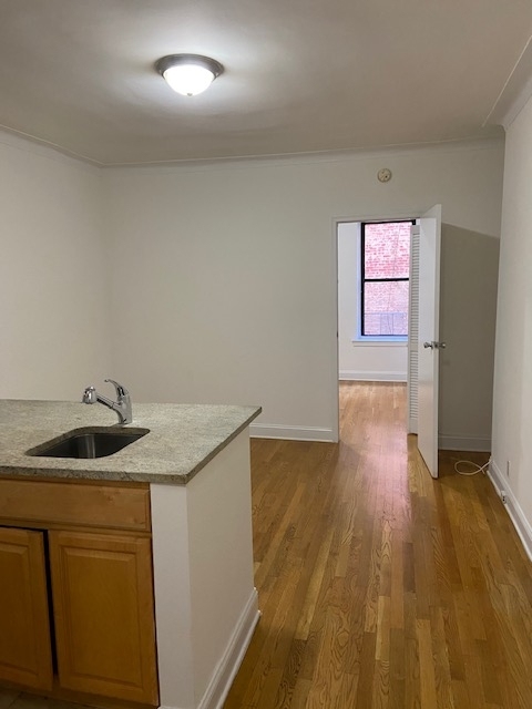 210 East 84th Street - Photo 3