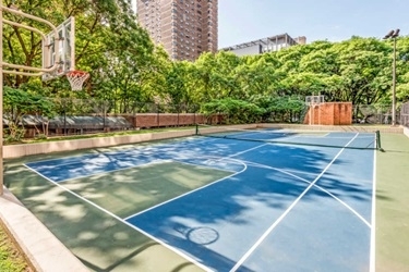 East 28th & 2nd - GYM/BASKETBALL COURT - Photo 8