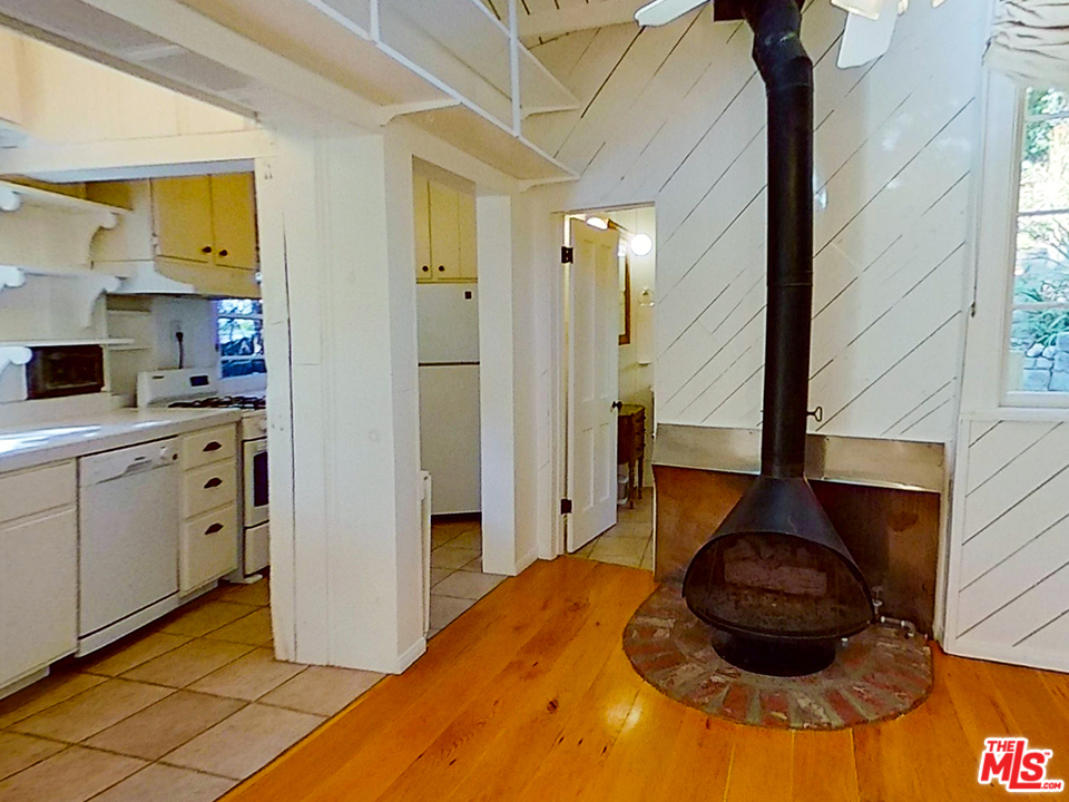 10211 Seabury Lane - Photo 2