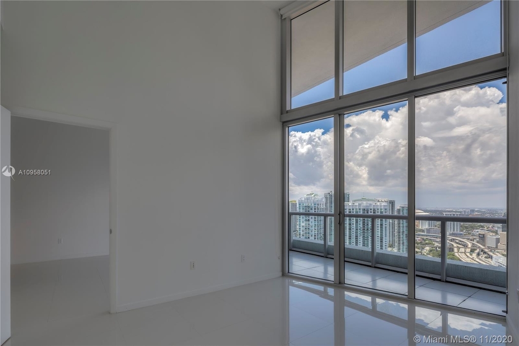 465 Brickell Ave - Photo 0