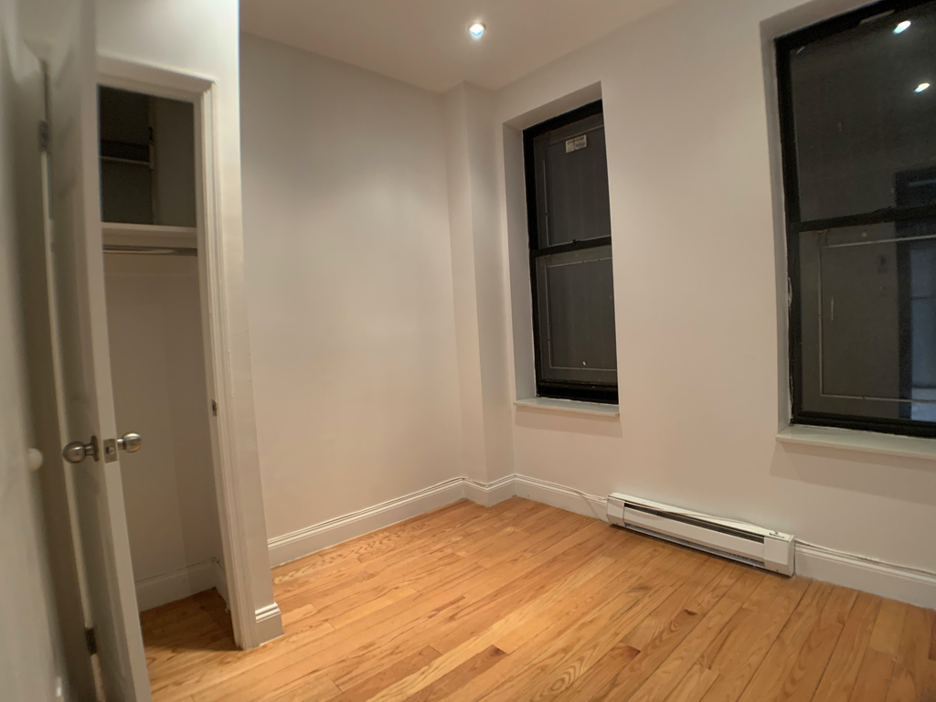 932 Amsterdam Avenue - Photo 3